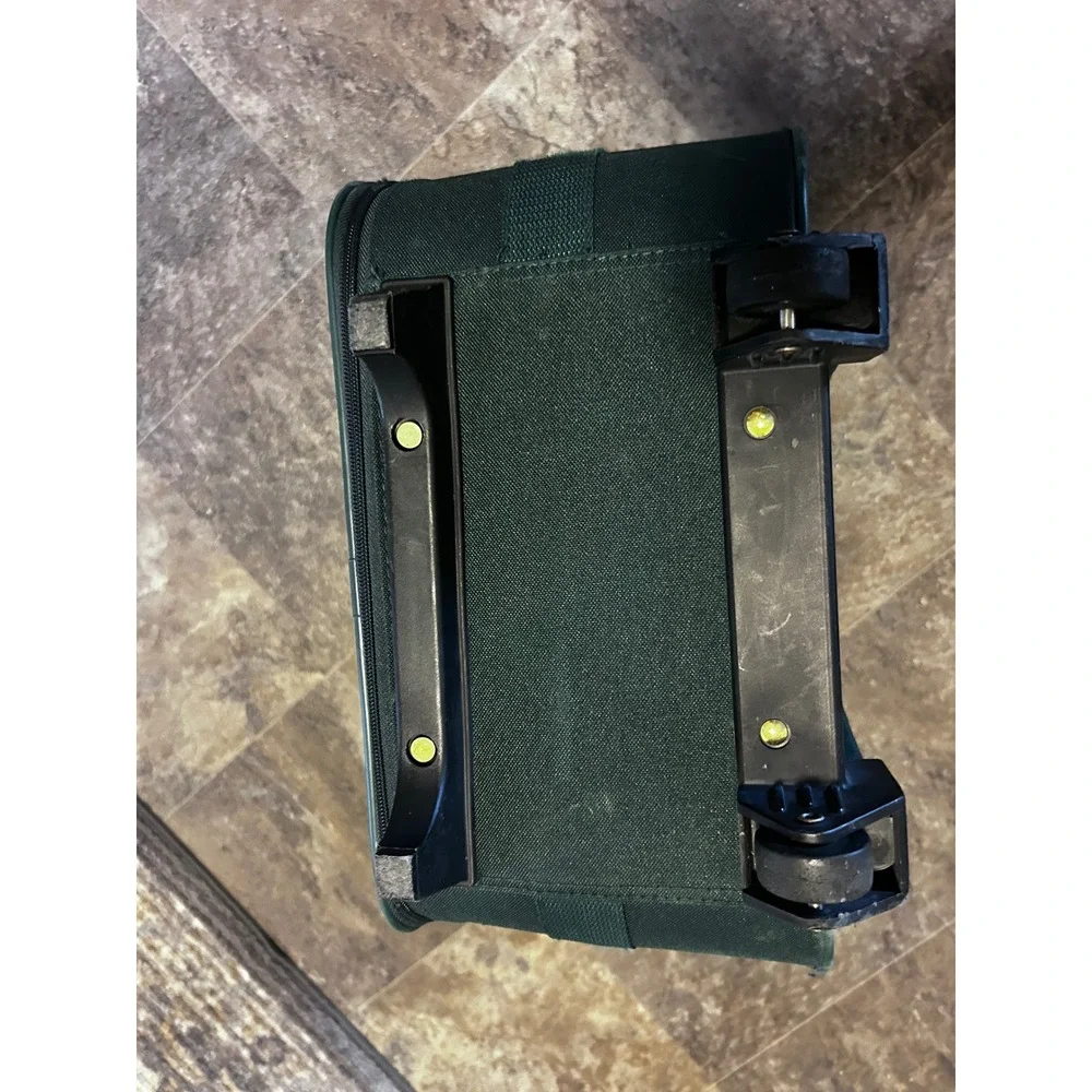 Holiday rolling suitcase